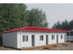 山东低价彩钢活动房 保质保量出口环保彩钢房图2