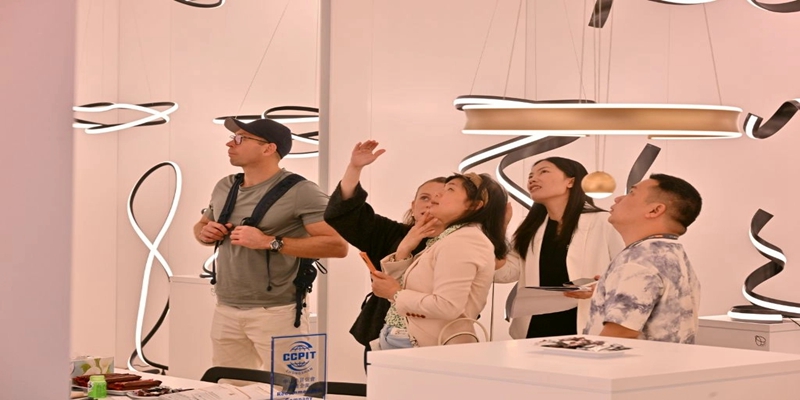 2025年香港秋灯展现场9